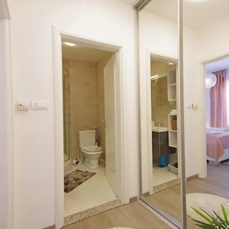 Sabbioncello Apartment